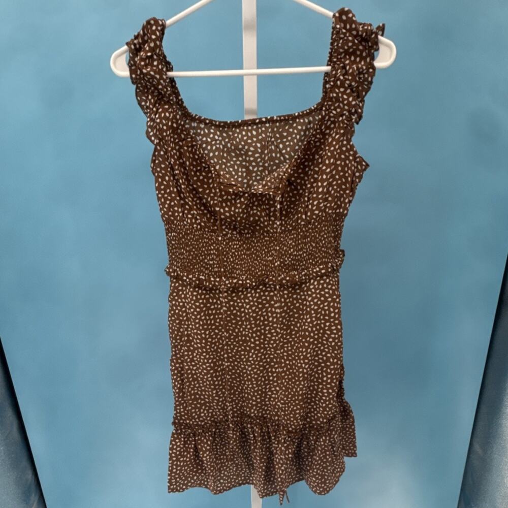 Women's Khaki White Polka Dot Ruffle Smocked Mini Dress Sleeveless Size Small